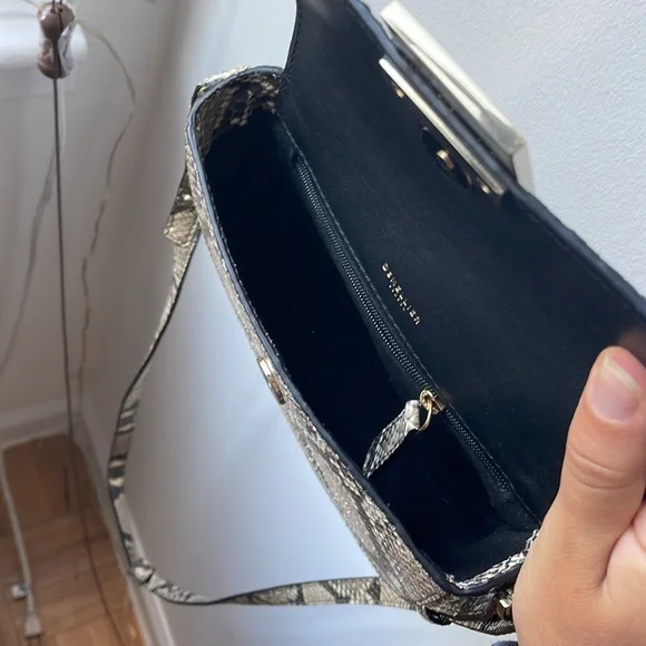 DeMellier London Mini Oslo snakeskin bag - Picture 4 of 5